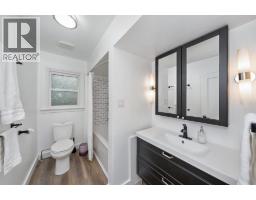 570 CATHCART BOULEVARD - 23