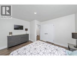 570 CATHCART BOULEVARD - 27