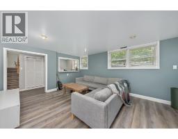 570 CATHCART BOULEVARD - 32