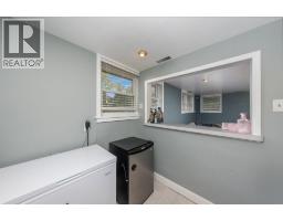 570 CATHCART BOULEVARD - 35