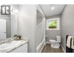 290 CROMWELL STREET - 15