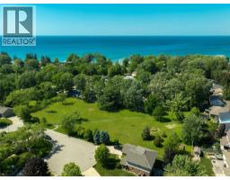 2891 OLD LAKESHORE ROAD UnitNo. 13 - 42