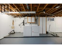 4767 St. Clair PARKWAY - 34