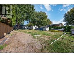 4767 St. Clair PARKWAY - 42