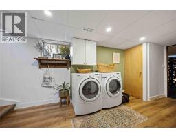 955 ERROL ROAD East - 14