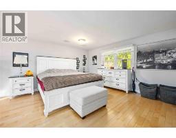 1104 CATHCART BOULEVARD - 15