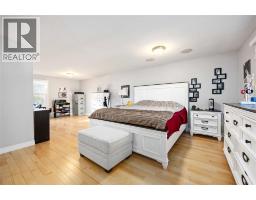 1104 CATHCART BOULEVARD - 16