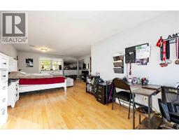 1104 CATHCART BOULEVARD - 18