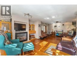 7884 BIRNHAM LINE - 12