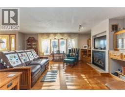 7884 BIRNHAM LINE - 14