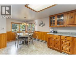 7884 BIRNHAM LINE - 25