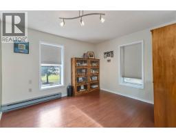 7884 BIRNHAM LINE - 34