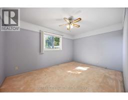 4767 St. Clair PARKWAY - 25