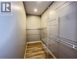 1578 COUNCILLORS STREET - 10