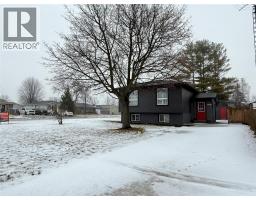 1578 COUNCILLORS STREET - 25