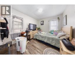 115 BROCK STREET North - 24