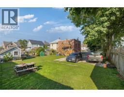 115 BROCK STREET North - 7