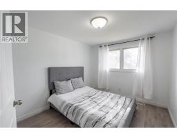 304 BRENTWOOD CRESCENT - 15