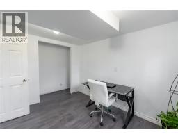 304 BRENTWOOD CRESCENT - 23