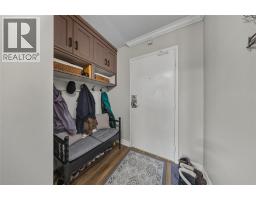 10 DERBY LANE UnitNo. 401 - 5