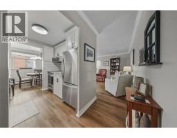 10 DERBY LANE UnitNo. 401 - 6