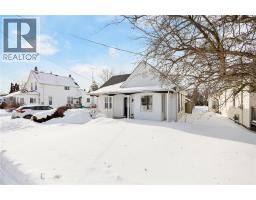 455 Princess STREET - 2