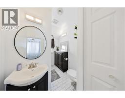 455 Princess STREET - 7