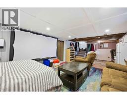 463 CONFEDERATION STREET - 34