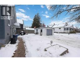 463 CONFEDERATION STREET - 38