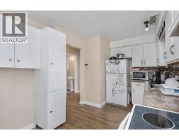 862 Assiniboine CRESCENT - 11