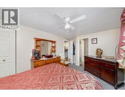 862 Assiniboine CRESCENT - 16