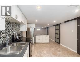 18 TWEEDSMUIR AVENUE - 15