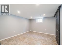 18 TWEEDSMUIR AVENUE - 16