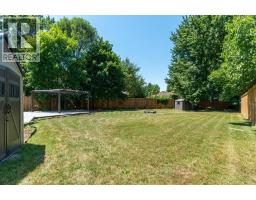 18 TWEEDSMUIR AVENUE - 18