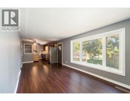 18 TWEEDSMUIR AVENUE - 4