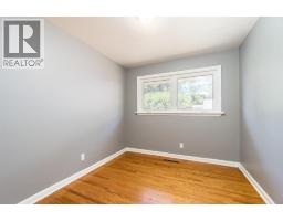 18 TWEEDSMUIR AVENUE - 9