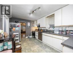 856 DEVINE STREET - 6