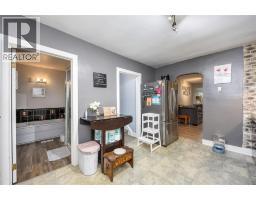 856 DEVINE STREET - 7