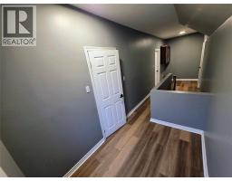 2565 ELIZABETH STREET - 33