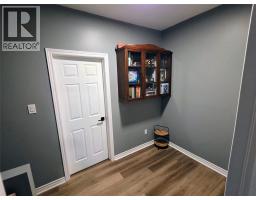 2565 ELIZABETH STREET - 35