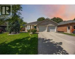 123 Cassandra BOULEVARD - 2