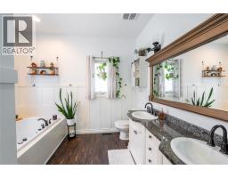 1301 DALEY AVENUE - 21