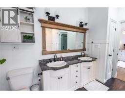 1301 DALEY AVENUE - 22