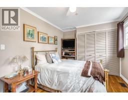 9900 Lake ROAD - 28