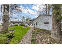 9900 Lake ROAD - 35