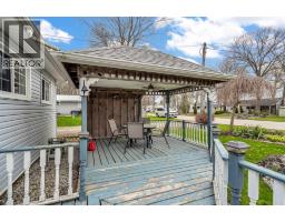 9900 Lake ROAD - 40