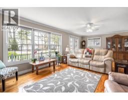 9900 Lake ROAD - 9