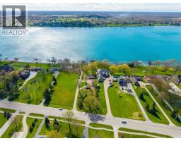 885 ST CLAIR PARKWAY - 16