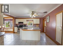 885 ST CLAIR PARKWAY - 23