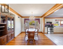 885 ST CLAIR PARKWAY - 26